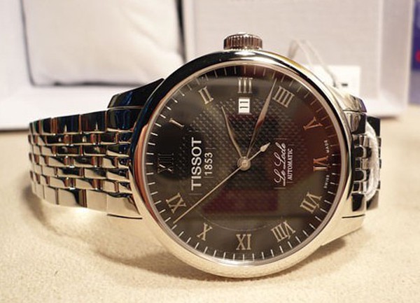 天梭力洛克真假辨别