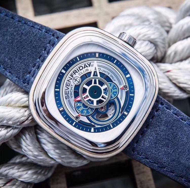 七个星期五手表